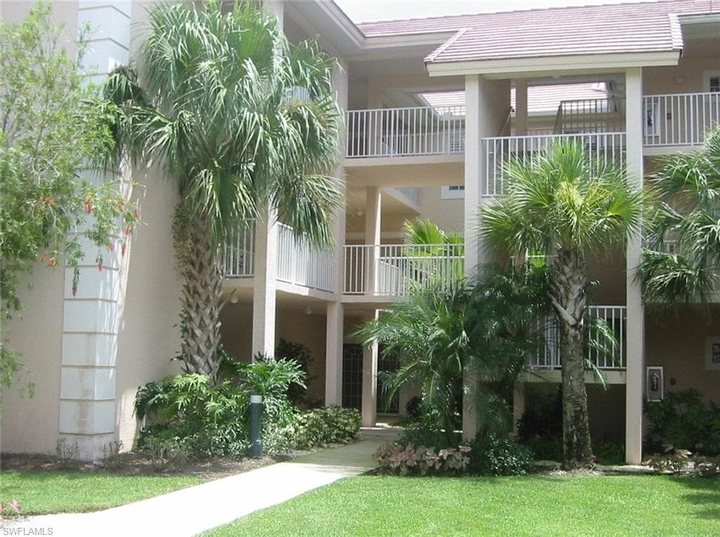 750 Waterford DR 102 NAPLES, FL 34113