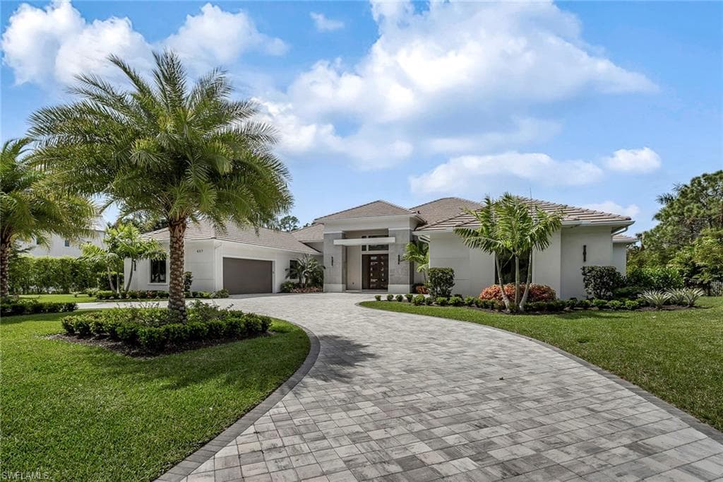 607 Myrtle RD NAPLES, FL 34108