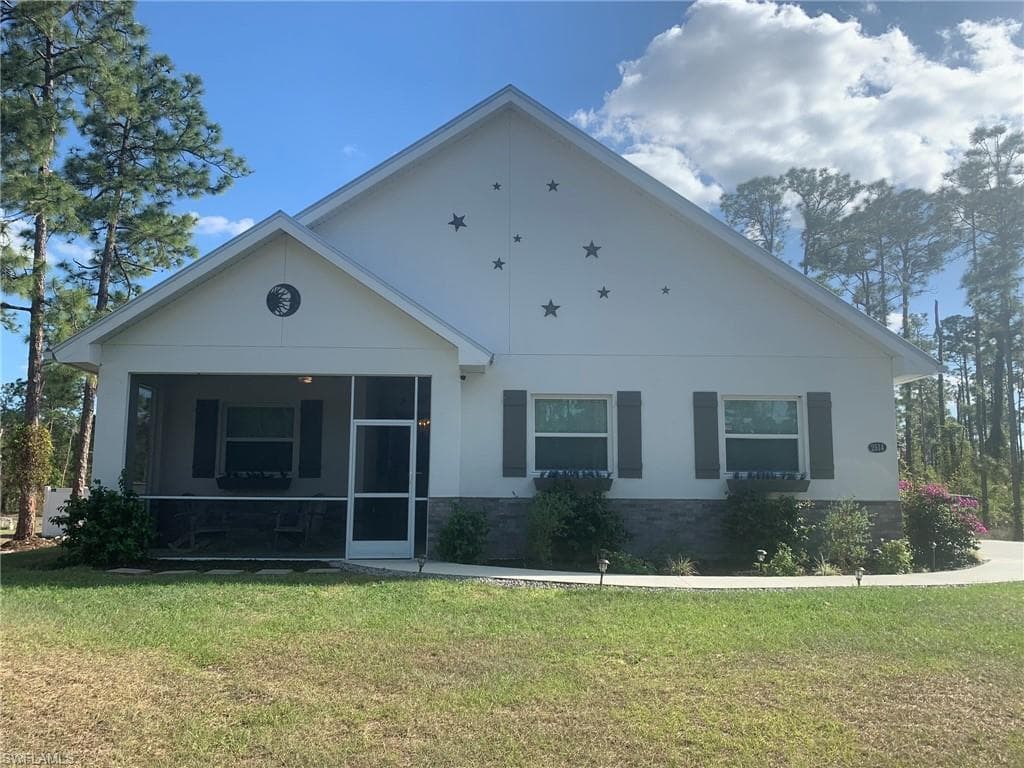 2514 27th AVE NE NAPLES, FL 34120