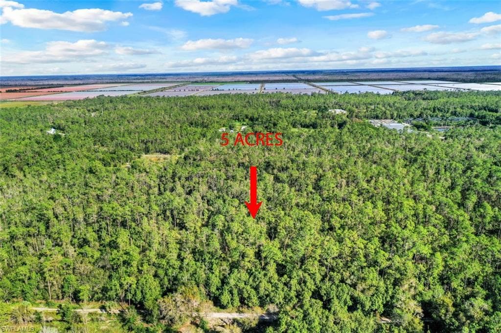 xxxx Labrador LN NAPLES, FL 34114