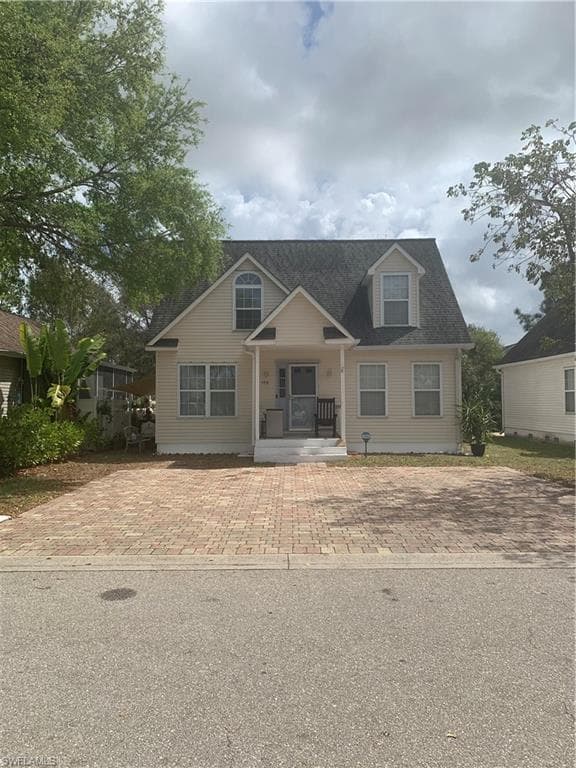 190 Leawood CIR NAPLES, FL 34104