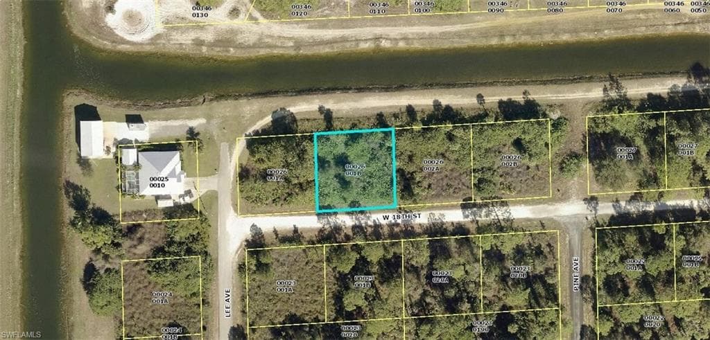 2104 W 18th ST LEHIGH ACRES, FL 33972