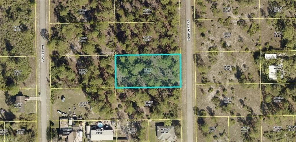 1705 Plumosa AVE LEHIGH ACRES, FL 33972