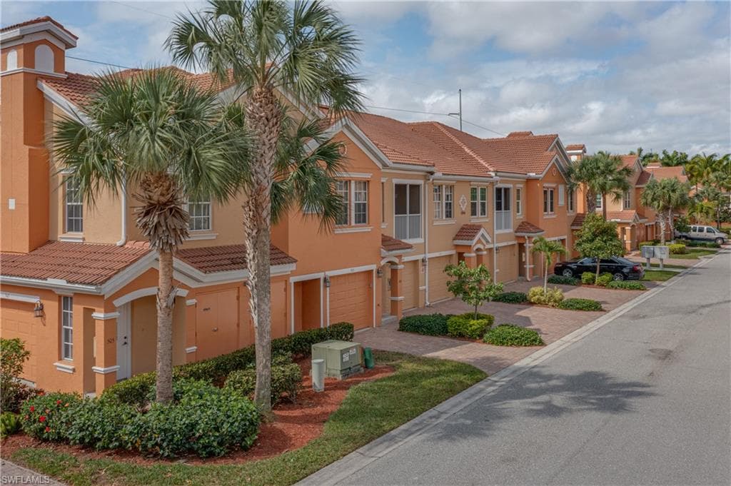 1866 Concordia Lake CIR 506 CAPE CORAL, FL 33909