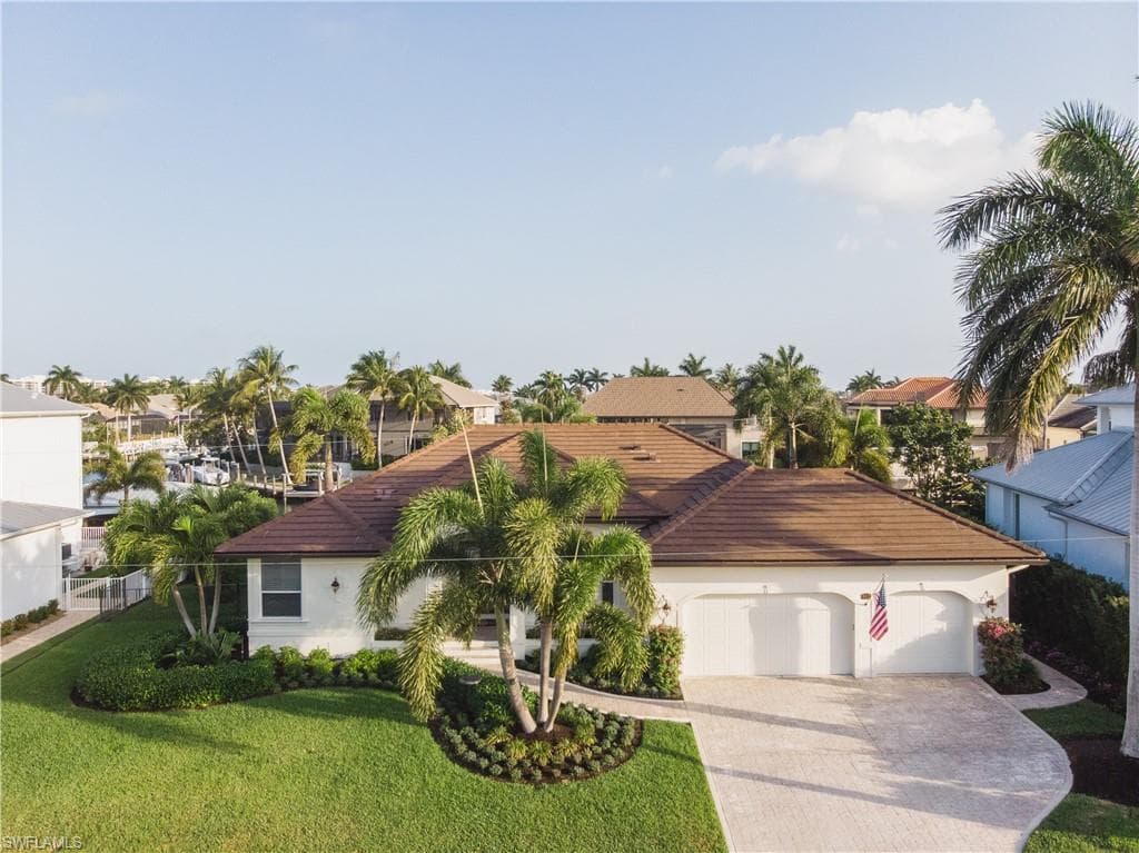 812 Giralda CT MARCO ISLAND, FL 34145