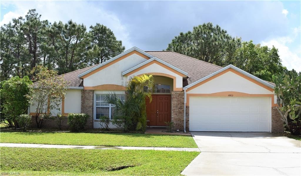 4413 Varsity Lakes DR LEHIGH ACRES, FL 33971