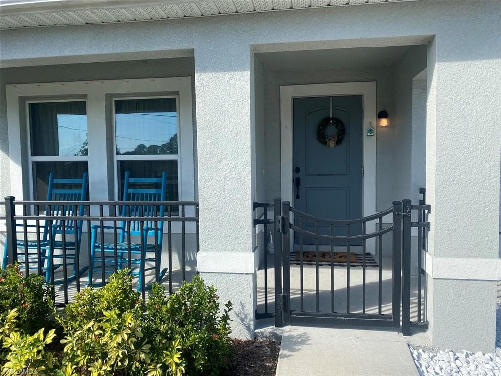 18464 Phlox DR FORT MYERS, FL 33967