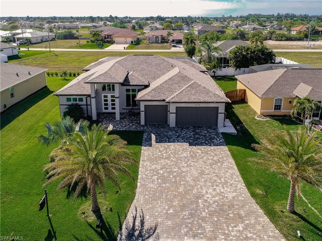 2524 SW 23rd PL CAPE CORAL, FL 33914
