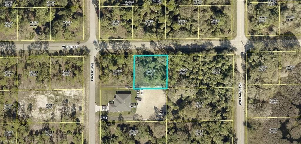 1105 W 14th ST LEHIGH ACRES, FL 33972