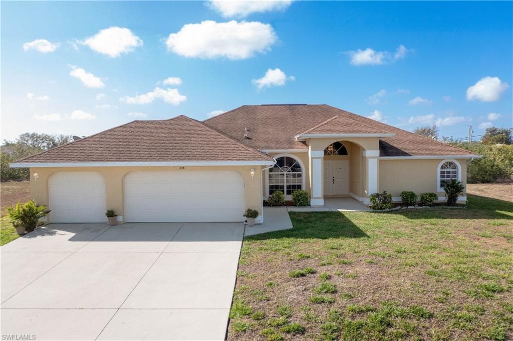 218 NE 20th ST CAPE CORAL, FL 33909