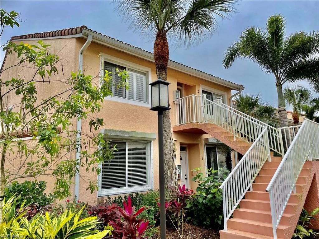2378 Magnolia AVE 2 NAPLES, FL 34112