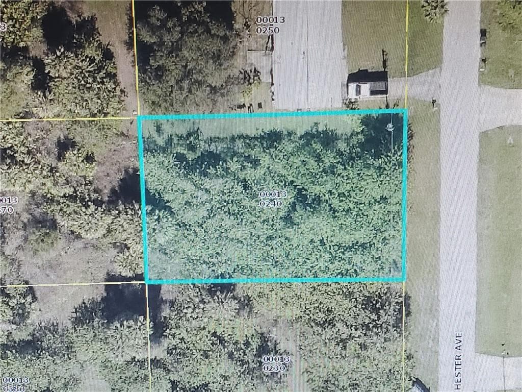 6141 Hester AVE FORT MYERS, FL 33905