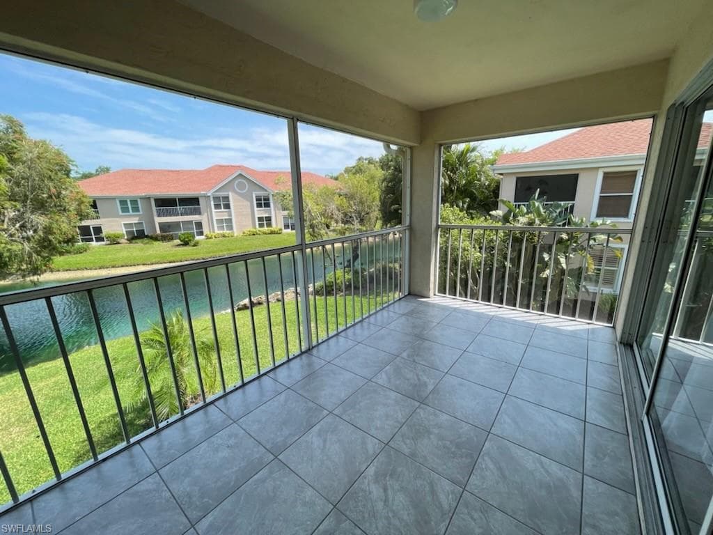 9836 Luna CIR F-204 NAPLES, FL 34109