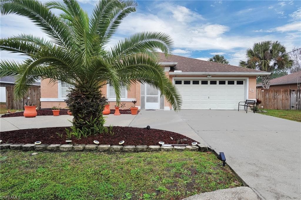 13 Birchtree WAY PALM COAST, FL 32137