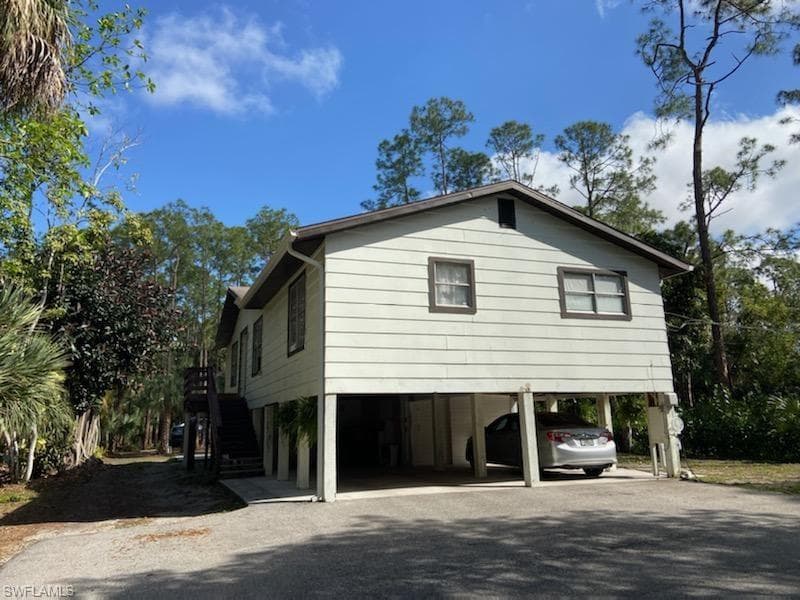 6055 English Oaks LN NAPLES, FL 34119