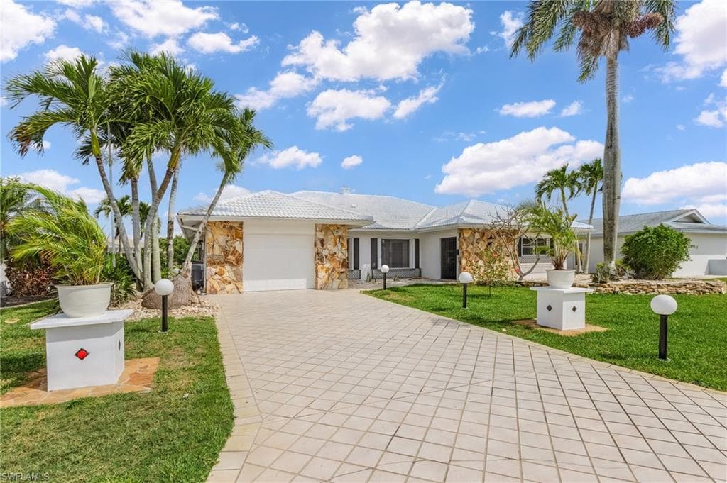 3631 SE 17th AVE CAPE CORAL, FL 33904