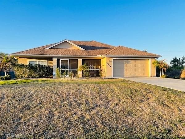 3204 7th ST SW LEHIGH ACRES, FL 33976