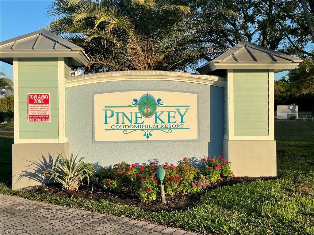 1050 Hancock Creek South BLVD 201 CAPE CORAL, FL 33909