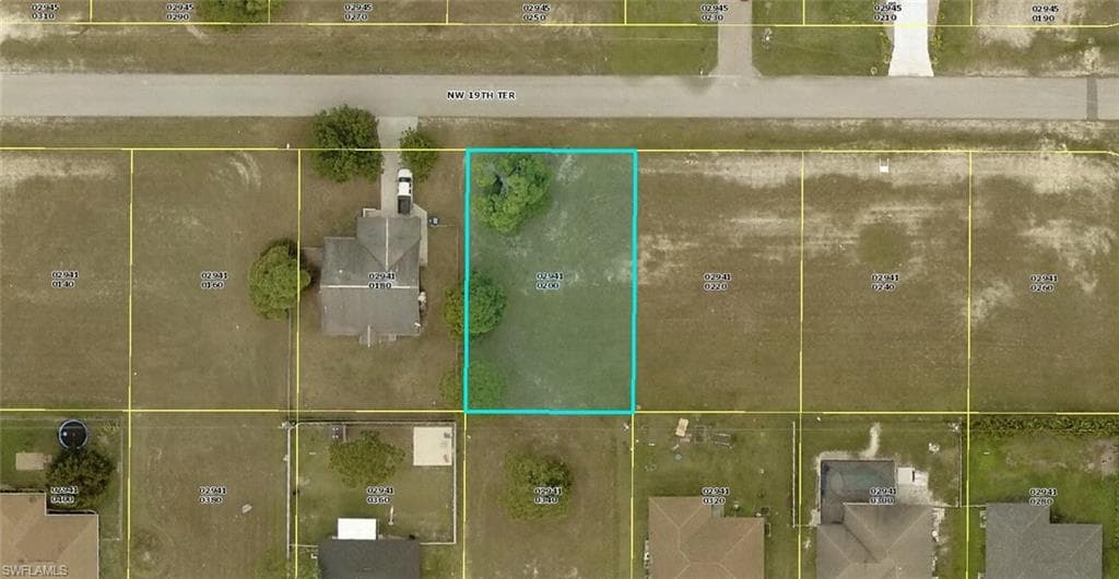 1422 NW 19th TER CAPE CORAL, FL 33993