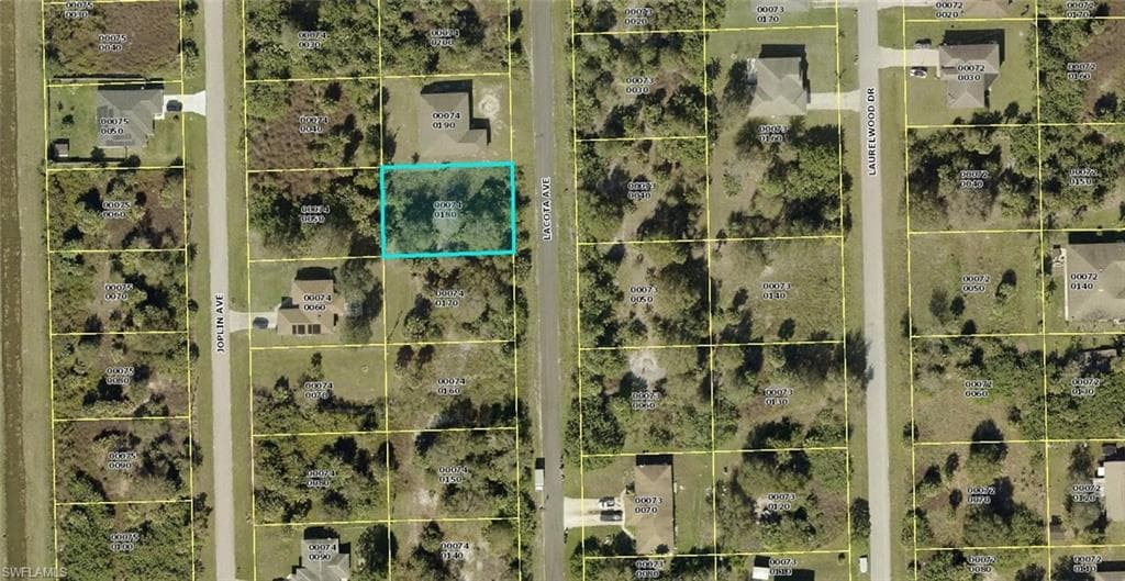 6027 Lacota AVE FORT MYERS, FL 33905