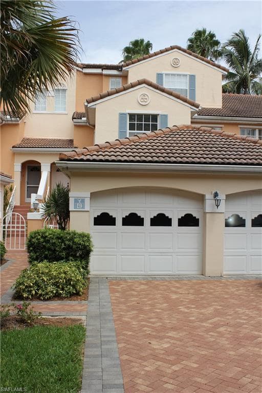 8395 Excalibur CIR E9 NAPLES, FL 34108