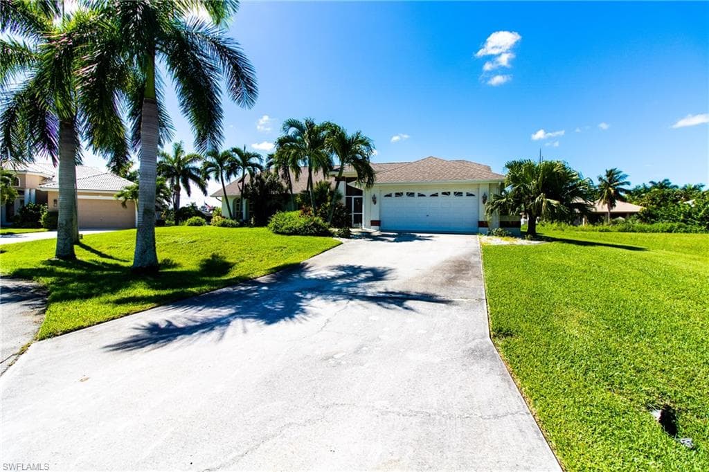 2606 SW 41st ST CAPE CORAL, FL 33914