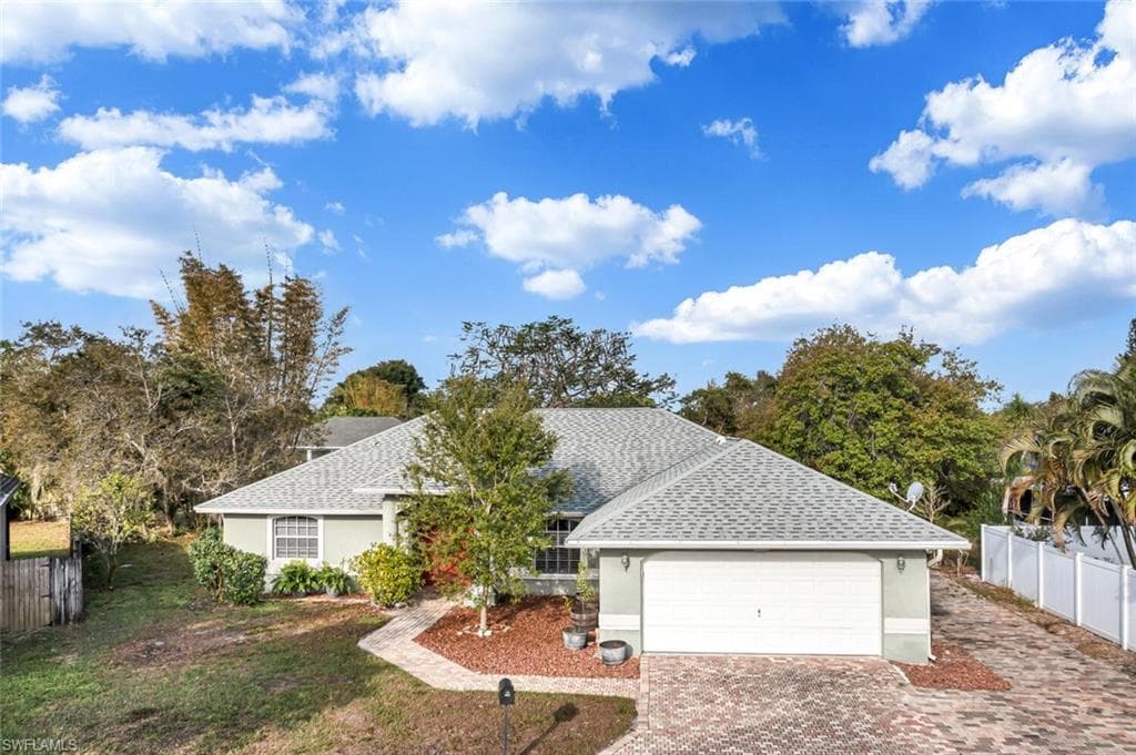 10892 Sea Coral CT BONITA SPRINGS, FL 34135
