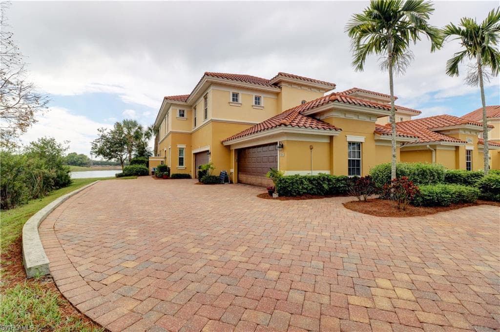 13064 Pennington PL 101 FORT MYERS, FL 33913