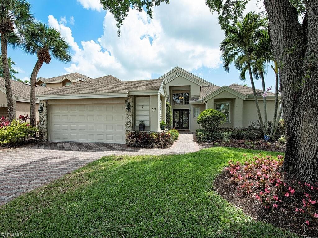 47 Grey Wing PT NAPLES, FL 34113