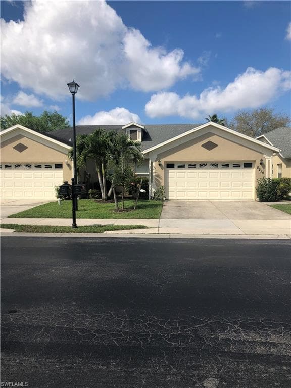 8216 Ibis Cove CIR B-215 NAPLES, FL 34119