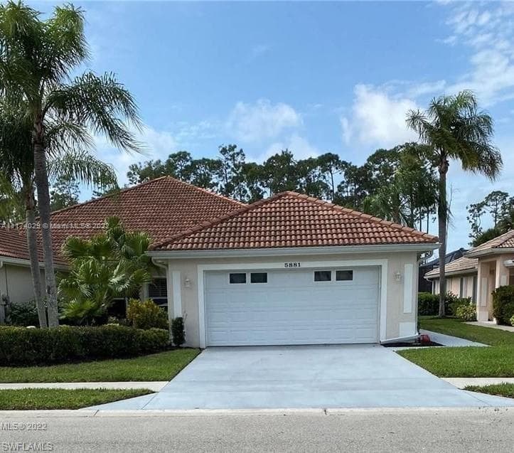 5881 Northridge DR A-48 NAPLES, FL 34110