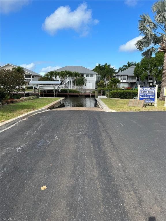 7767 Della Bitta LN BOKEELIA, FL 33922