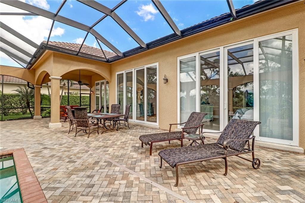 3299 Hyacinth DR NAPLES, FL 34114