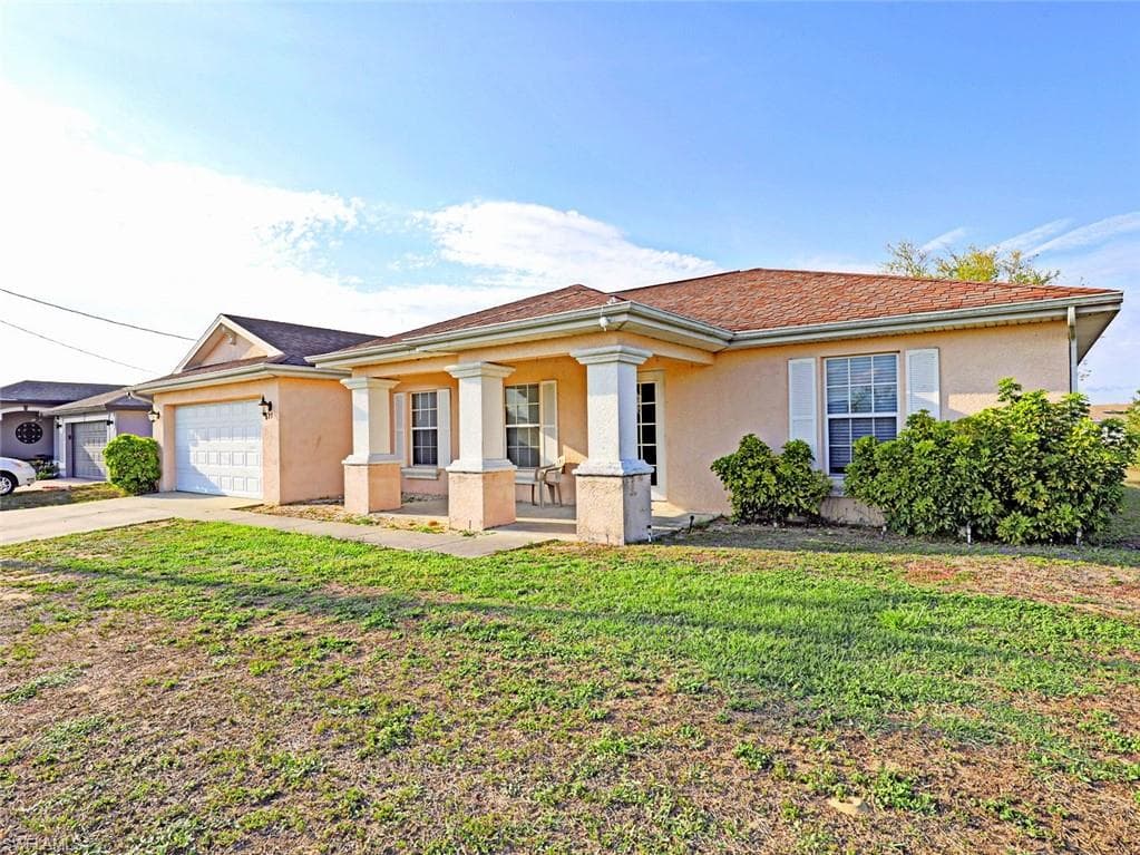 621 Kismet PKY E CAPE CORAL, FL 33909