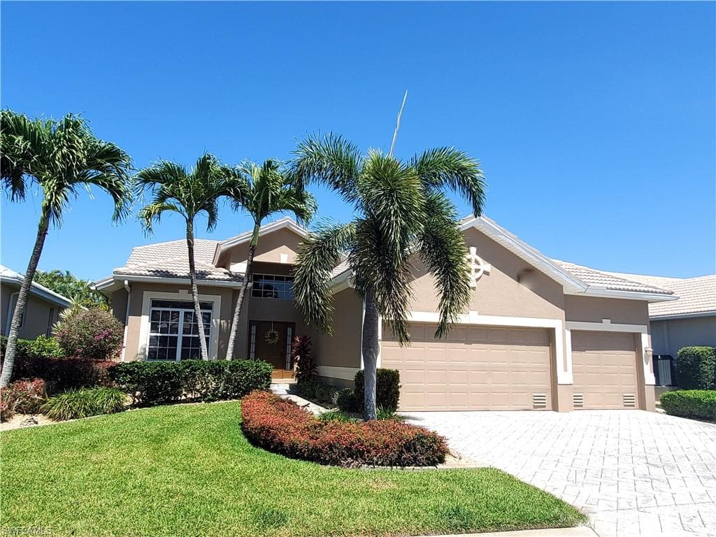 8588 Southwind Bay CIR FORT MYERS, FL 33908