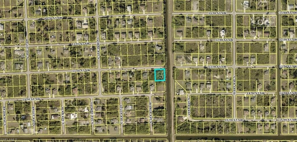 3701 13th ST SW LEHIGH ACRES, FL 33976