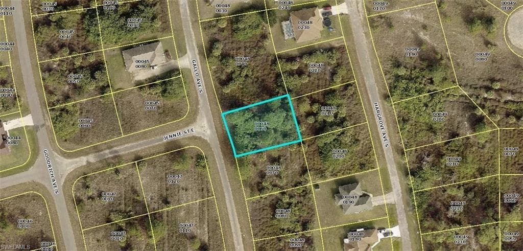 769 Gallo AVE S LEHIGH ACRES, FL 33974