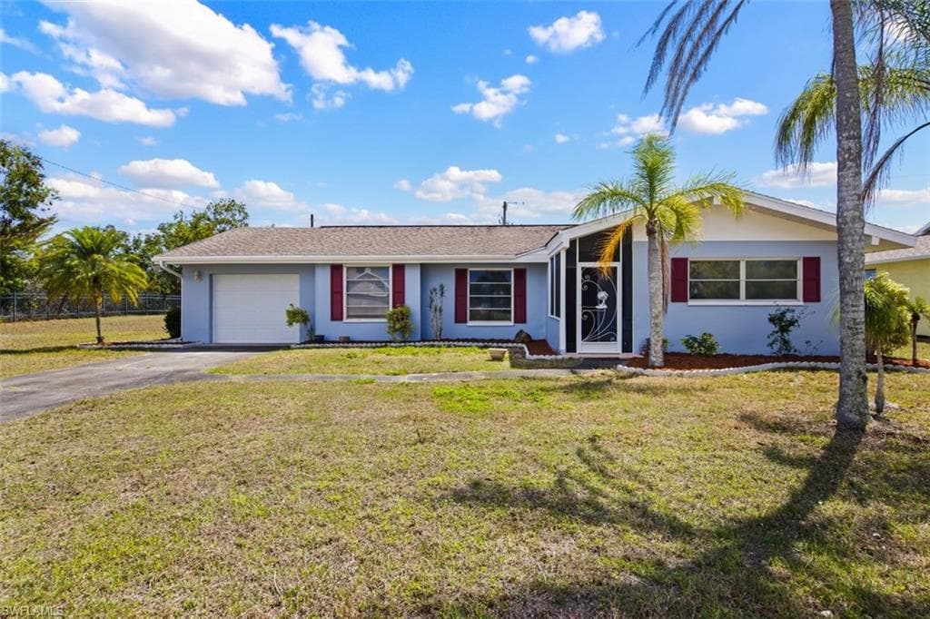 322 SW 23rd TER CAPE CORAL, FL 33991