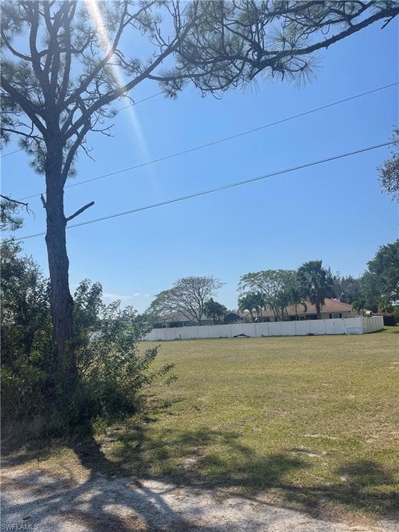1242 NW 22nd AVE CAPE CORAL, FL 33993