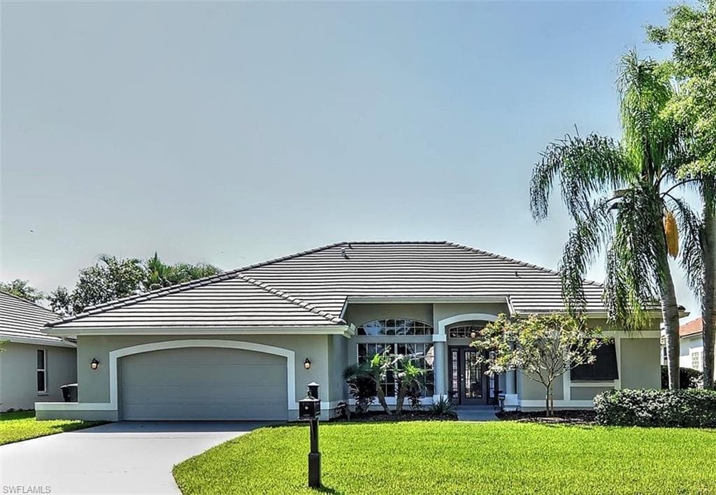12100 Fairway Isles DR FORT MYERS, FL 33913