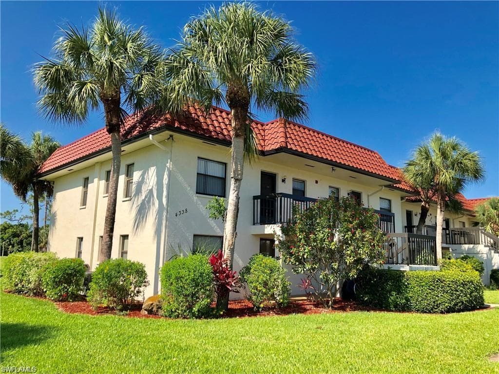 4345 27th CT SW 6-102 NAPLES, FL 34116