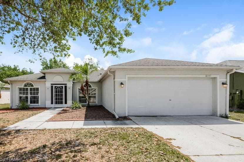 12147 Warwick CIR PARRISH, FL 34219