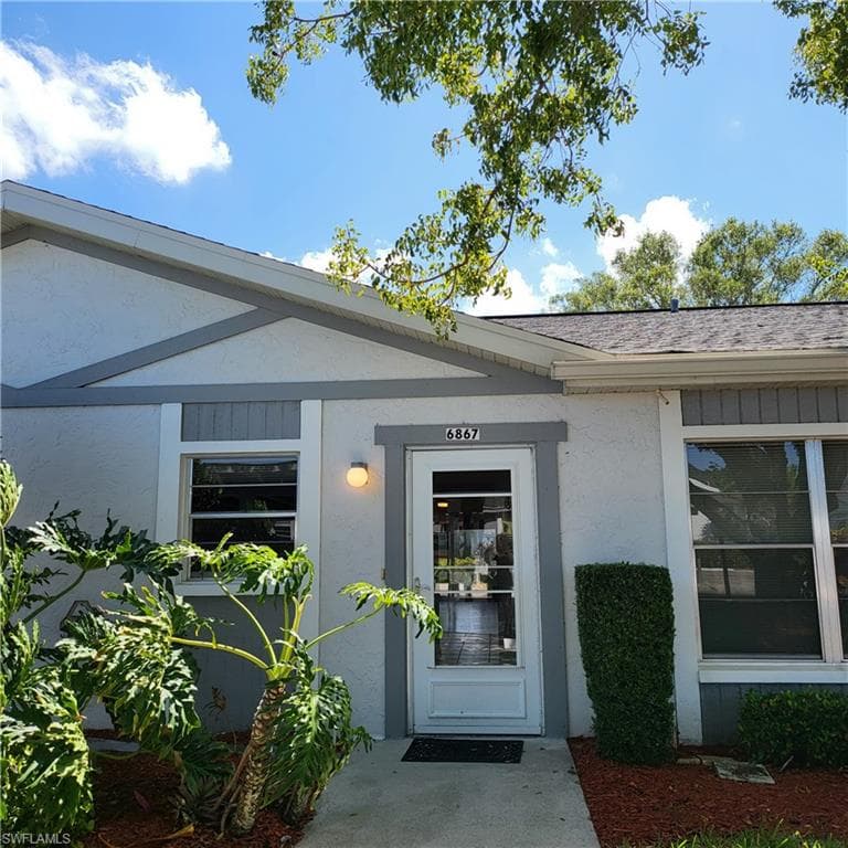 6867 Bogey DR FORT MYERS, FL 33919