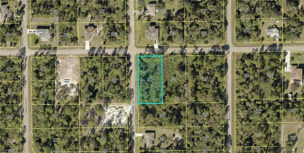 1100 E 5th ST LEHIGH ACRES, FL 33972