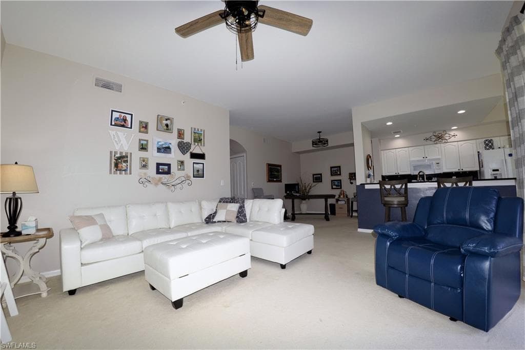8066 Queen Palm LN 527 FORT MYERS, FL 33966