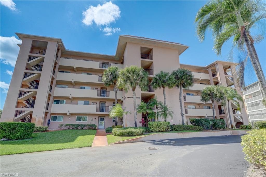 190 Pebble Beach BLVD 104 NAPLES, FL 34113