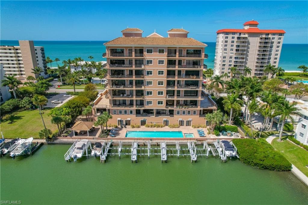 10620 Gulf Shore DR 501 NAPLES, FL 34108