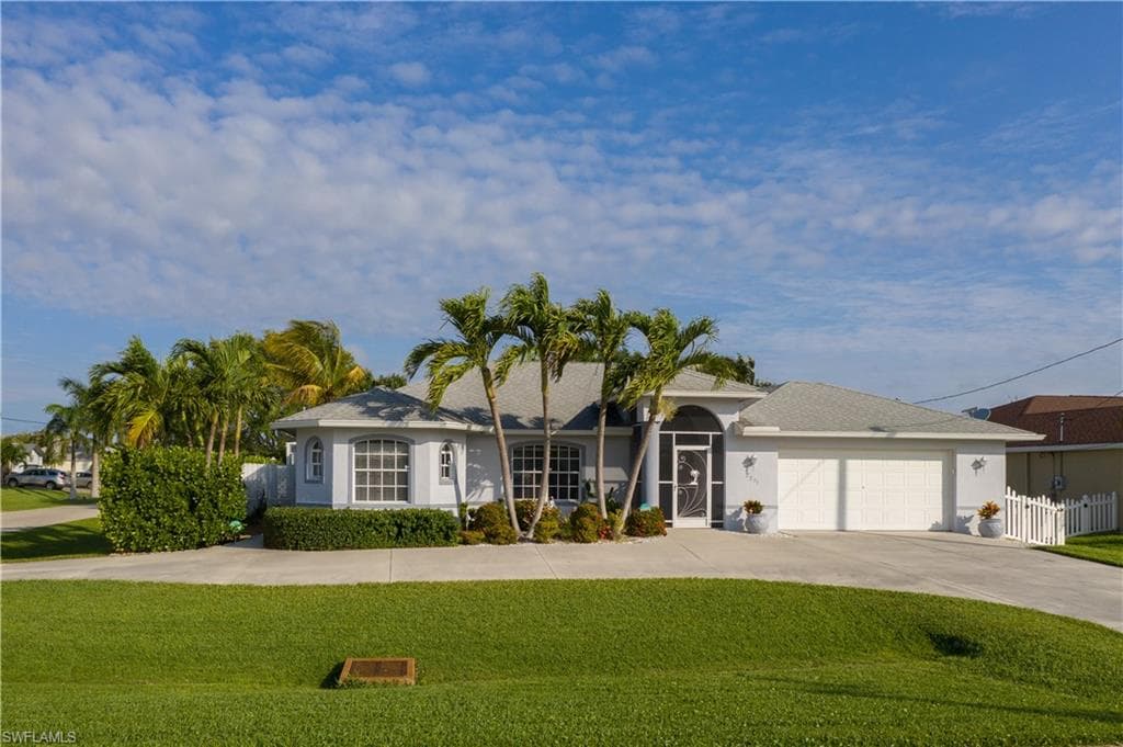 2711 SW 27th ST CAPE CORAL, FL 33914