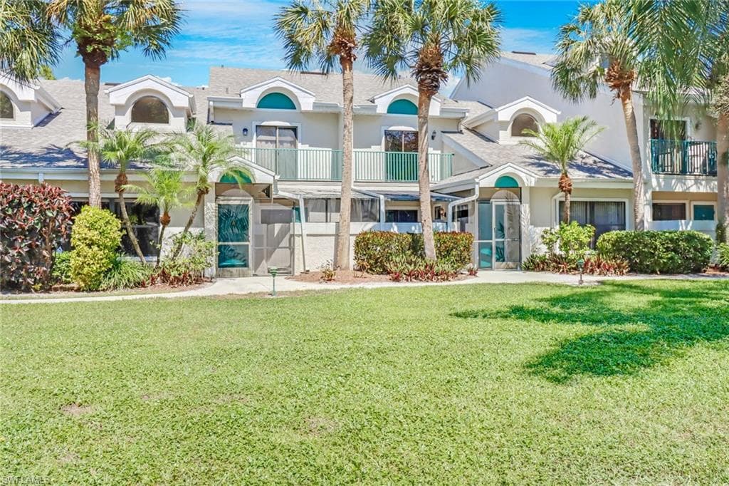 77 Emerald Woods DR I3 NAPLES, FL 34108
