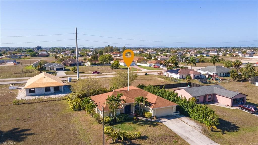 518 NW 24th TER CAPE CORAL, FL 33993